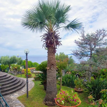 Roberto's Garden * Palinuro